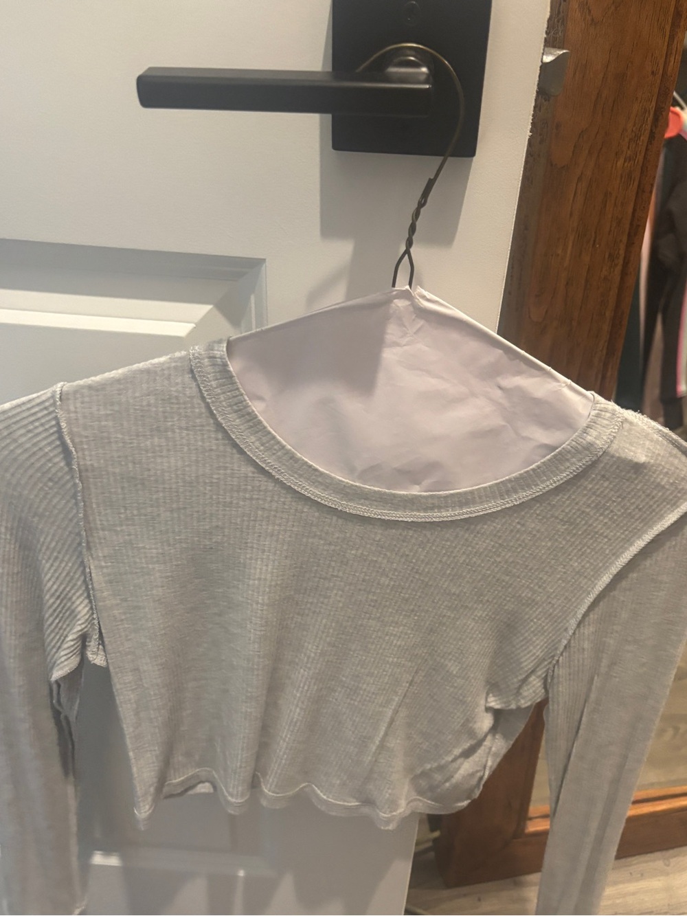 aerie thumbs up Light Gray Ribbed Long-Sleeve Crop Tee